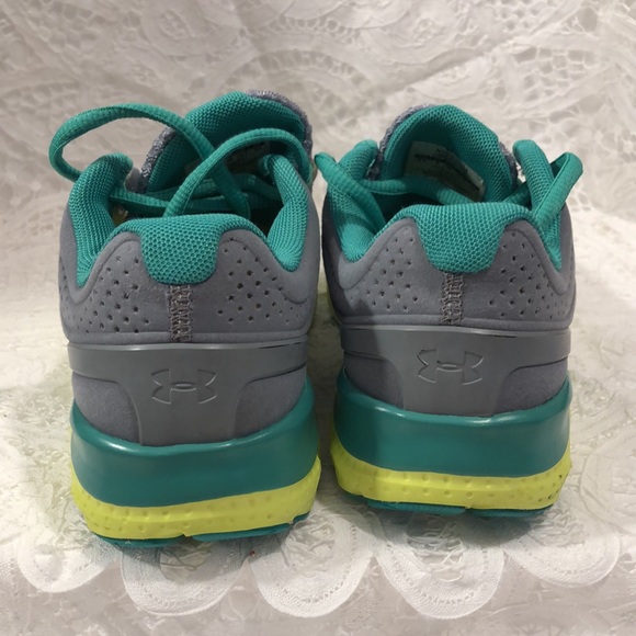Under Armour Sneakers - Picture 4 of 6